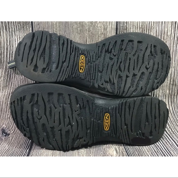 Keen Whisper Slip On Bumper Toe Hiking Sandals - Picture 10 of 10